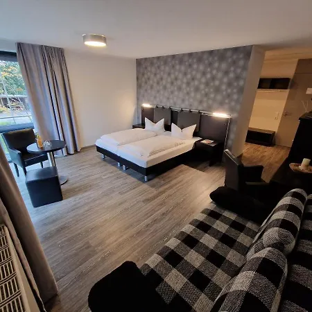 Nordic Avantage Hotel *