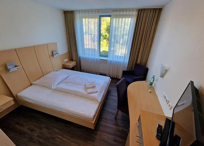 Nordic Avantage Hotel *